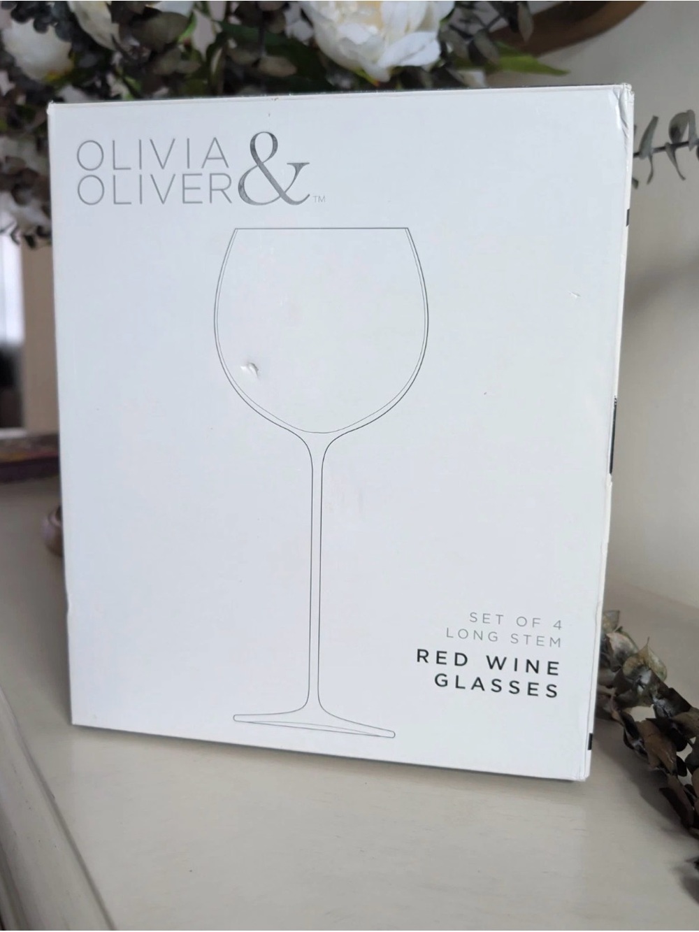 Olivia & Oliver Red Wine Glasses Set Of 4 New In Box - Gold Rim